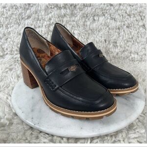 Kork-Ease Black Leather Heeled Loafers